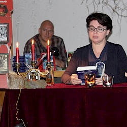 Mystische Harzkrimis begeisterten das Publikum zur Buchlesung in Sülzhayn