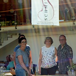 Weinverkauf vom Weingut Schmitt