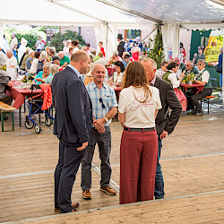 94 Programm im Festzelt (Foto: M. Haupt)