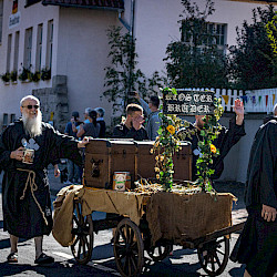 10 Klosterbrüder (Foto: A. Billert)