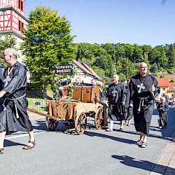 33 Klosterbrüder (Foto: M. Haupt)
