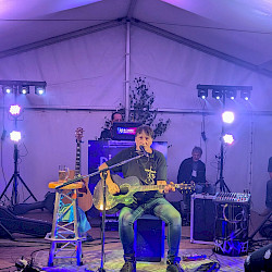 4 Live-Musik mit Carly Peran (Foto: J. Ließmann)